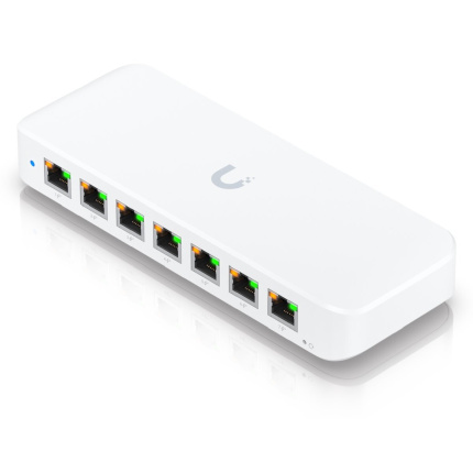 Ubiquiti Switch Ultra 210W Unmanaged L2 PoE Switch με 8 Θύρες Gigabit (1Gbps) Ethernet <span style="color: white; visibility:visible;">0810084693711,0810084693735</span>