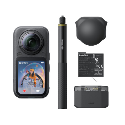 Insta360 X6 47GB Action Camera 8K Λήψης 360° Υποβρύχια Essentials Bundle με Οθόνη Αφής 2.32" και Wi-Fi Μαύρη <span style="color: white; visibility:visible;">6942590200344</span>